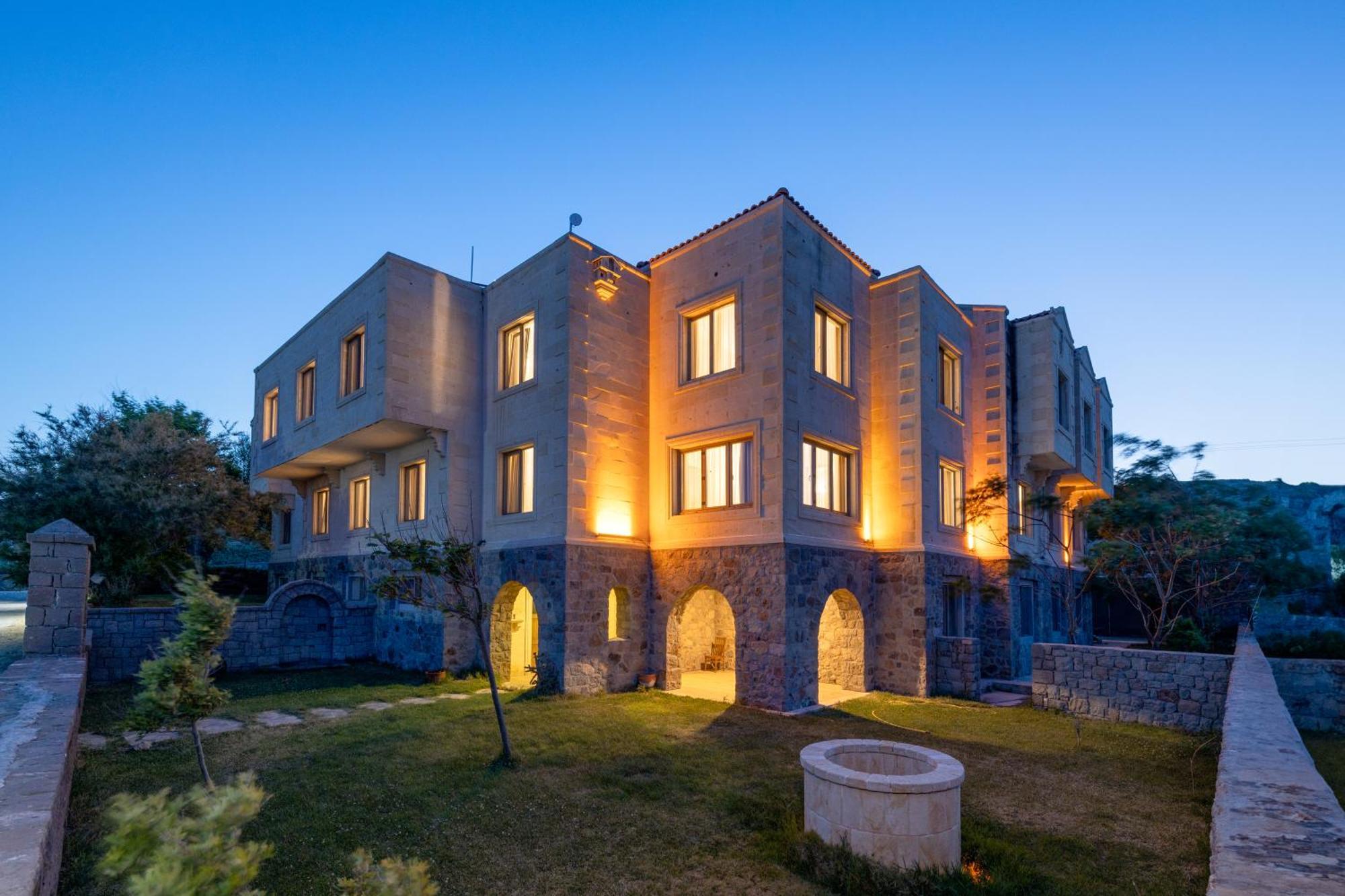 Hotel Cinarli Kasri à İmroz Extérieur photo